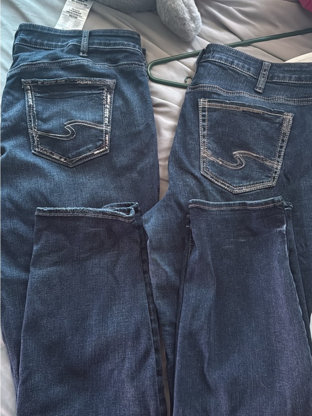 Silver Jeans Women’s Dark Blue Straight Leg Jeans - Twin Pair